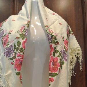 Shawl Peasant Style Flowers Size 36" x 36"